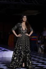 Bhumi Pednekar walk the ramp for Anita Dongre show at the FDCI India Couture Week 2016 on 21st July 2016 (307)_5791a5b3adfb2.JPG