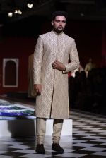 Model walk the ramp for Anita Dongre show at the FDCI India Couture Week 2016 on 21st July 2016 (433)_5791a62b1042e.JPG