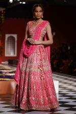 Model walk the ramp for Anita Dongre show at the FDCI India Couture Week 2016 on 21st July 2016 (462)_5791a63bbdc92.JPG