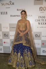 Yami Gautam walks the ramp for Rimple and Harpreet Narula at the FDCI India Couture Week 2016 on 22 July 2016 (10)_57922e8ad6903.JPG
