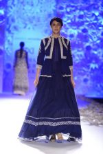 Rahul Mishra showcases Monsoon Diaries at the FDCI India Couture Week 2016 in Taj Palace on 22 July 2016 (7)_5792f93ad040e.JPG