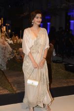 Sonam Kapoor during Anamika Khanna showcase When Time Stood Still at the FDCI India Couture Week 2016 on 22 July 2016 (5)_5793232d42ae7.JPG