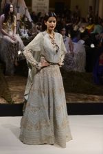 during Anamika Khanna showcase When Time Stood Still at the FDCI India Couture Week 2016 on 22 July 2016 (88)_57937c0f14ca1.JPG