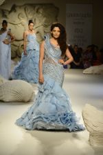 Saiyami Kher during showcase of Gaurav Gupta collection scape song at FDCI India Couture Week 2016 on 23 July 2016 (11)_57943cd39cdab.JPG
