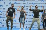 John Abraham, Varun Dhawan, Jacqueline Fernandez promote Dishoom on 25th July 2016 (28)_57962053a7455.jpg