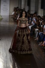 Kangana Ranaut walks for Manav Gangwani latest collection Begum-e-Jannat at the FDCI India Couture Week 2016 on 24 July 2016 (2)_57961f776deba.JPG