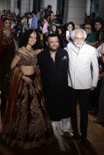 Kangana Ranaut walks for Manav Gangwani latest collection Begum-e-Jannat at the FDCI India Couture Week 2016 on 24 July 2016 (23)_57961f9a9d515.JPG