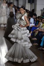 Model walks for Manav Gangwani latest collection Begum-e-Jannat at the FDCI India Couture Week 2016 on 24 July 2016 (12)_57961b07a2aac.JPG