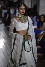 Model walks for Manav Gangwani latest collection Begum-e-Jannat at the FDCI India Couture Week 2016 on 24 July 2016 (33)_57961b19914a0.JPG