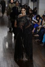 Model walks for Manav Gangwani latest collection Begum-e-Jannat at the FDCI India Couture Week 2016 on 24 July 2016 (59)_57961b2bcf180.JPG