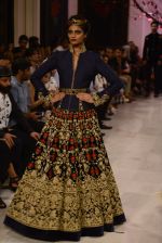 Models walk the ramp displaying Rohit Bal_s latest collection Kehkashaan at the India Couture Week 2016 on July 24, 2016 (25)_57962200b1cf3.JPG