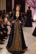 Models walk the ramp displaying Rohit Bal_s latest collection Kehkashaan at the India Couture Week 2016 on July 24, 2016 (33)_57962208ebc23.JPG