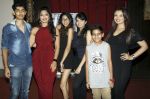 vedant,aartii,vidhika,priyanshi,vivan & deepshikha naagpal at a surprise party for Aartii Naagpal on 27th July 2016_5798a699eda14.jpg