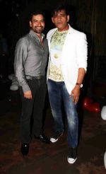 Dinesh Lal Yadav & Ravi Kishan at the red carpet of the post wedding celebrations of Sambhavna & Avinash at Bora Bora_579b851c5aa46.jpg