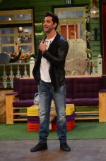 Hrithik Roshan promote Mohenjo Daro on the sets of The Kapil Sharma Show on 2nd Aug 2016 (143)_57a1736eea0d8.JPG