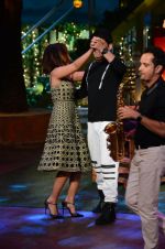 Ileana D_Cruz promote Rustom on the sets of The Kapil Sharma Show on 5th Aug 2016 (78)_57a576258a31e.jpg