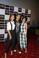 Akshay Kumar, Ileana D_Cruz, Esha Gupta at the Press Conference of Rustom in New Delhi on 8th Aug 2016 (111)_57a8c2d8bf07b.jpg