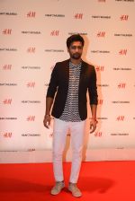 Vicky Kaushal at h&m mubai launch on 11th Aug 2016