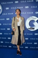 Sonam Kapoor at the launch of Cole Haan in India on 26th Aug 2016 (327)_57c17e12730c0.JPG