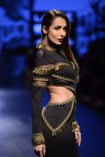 Malaika Arora Khan walk the ramp for Shantanu and Nikhil Show at Lakme Fashion Week 2016 on 27th Aug 2016 (1745)_57c2c79edd9bf.JPG