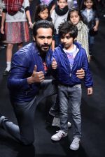 Emraan Hashmi walk the ramp for The Hamleys Show styled by Diesel Show at Lakme Fashion Week 2016 on 28th Aug 2016 (551)_57c3c7f3124eb.JPG