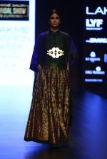 Model walk the ramp for Payal Khandwala Show at Lakme Fashion Week 2016 on 28th Aug 2016 (323)_57c3c9d678754.JPG