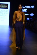Model walk the ramp for Payal Khandwala Show at Lakme Fashion Week 2016 on 28th Aug 2016 (64)_57c3c56d07005.JPG