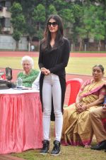Pooja Hegde snapped at a school sports day on 2nd Sept 2016 (11)_57c9b2a5e2a29.JPG