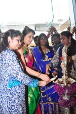 Raashi Khanna Inagurated R.S Brothers at Kothapet on 2nd Sept 2016 (362)_57c9a24442c6e.JPG