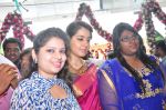 Raashi Khanna Inagurated R.S Brothers at Kothapet on 2nd Sept 2016 (374)_57c9a27206a22.JPG