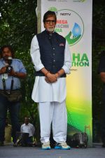 Amitabh Bachchan at NDTV swatch bharat abhiyan in Mumbai on 3rd Sept 2016 (10)_57cad9772506e.JPG