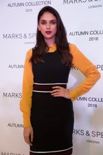 Aditi Rao Hydari at at the Autumn 16 Launch at DLF Mall of India (4)_57d2a0e55ac45.jpg