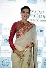 Sonam Kapoor during the launch of the first Indian Bridal Fashion Week Wedding Store, in New Delhi on 9th Sept 2016 (26)_57d417d21f98c.jpg