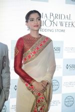 Sonam Kapoor during the launch of the first Indian Bridal Fashion Week Wedding Store, in New Delhi on 9th Sept 2016 (36)_57d41790904dd.jpg