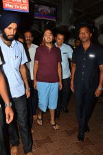 Anant Ambani snapped at Siddhivinayak Temple on 10th Sept 2016 (21)_57d50442ad793.JPG
