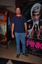 Atul Kasbekar at Pink screening in Mumbai on 13th Sept 2016 (58)_57d8f8420be26.JPG