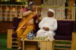 Anna Hazare on the sets of The Kapil Sharma Show (7)_57e9500195890.JPG