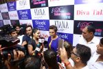 Neha Dhupia during the I Diva Salon Awards on 22nd Sept 2016 (21)_57e94c255e651.jpg