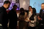 Salman Khan, Salma Khan, Arpita Khan at Being Human jewellery launch on 30th Sept 2016 (33)_57f0ef77d2f41.jpg