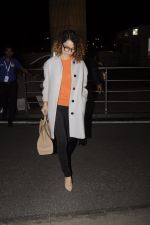 Kangana Ranaut leaves for 2 month to usa for simean movie shoot on 3rd Oct 2016 (9)_57f3a6dbde84e.JPG