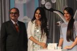 Genelia D Souza and Tara Sharma at launch of Baby Dove in India on 4th Oct 2016 (98)_57f49313ed829.JPG