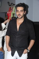 Zayed Khan at Amy Billimoria_s preview in Mumbai on 4th Oct 2016 (76)_57f5cc27906b4.JPG
