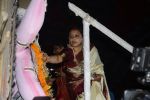 Rani Mukherjee at Durga Pooja on 11th Oct 2016 (10)_57fdcd5f7dd5d.JPG