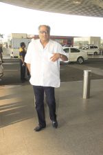 Boney Kapoor snapped at airport on 14th Oct 2016 (42)_5802161ecd2a2.JPG