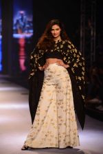 Athiya Shetty walks for Masaba at Amazon India Fashion Week on 15th Oct 2016 (36)_5804a2f180351.jpg