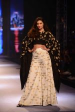 Athiya Shetty walks for Masaba at Amazon India Fashion Week on 15th Oct 2016 (41)_5804a2f50a4e5.jpg