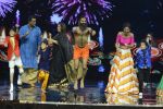 Baba Ramdev on the sets of Super Dancer on 16th Oct 2016 (17)_5804be461ba1d.JPG