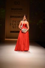 Ileana D Cruz walks for Abhishek Kankaria and shruti Tapuria at amazon day 5 on 16th Oct 2016 (37)_5804c1373cfc7.jpg