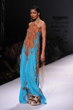 Model walk the ramp for Pria Kataria_s show at Amazon India Fashion Week on 15th Oct 2016 (21)_580498c581f4a.jpg