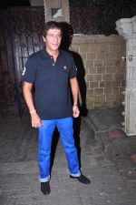 Chunky Pandey celebrate Karva Chauth at Anil Kapoor�s house in Juhu on 19th Oct 2016 (9)_58087008179e7.JPG